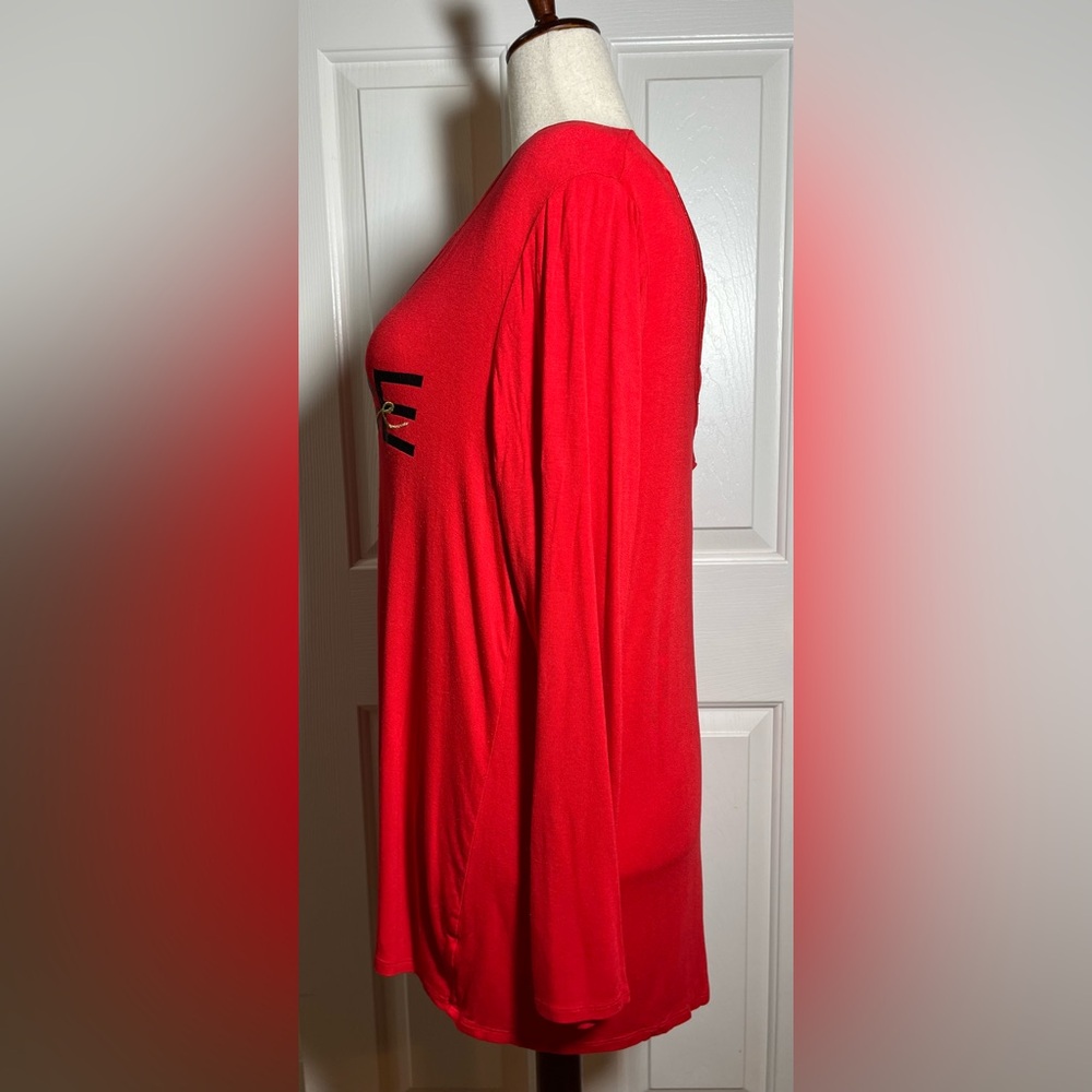 Livi Active Red Fierce Graphic Long Sleeve Women’s Top - Picture 4 of 9